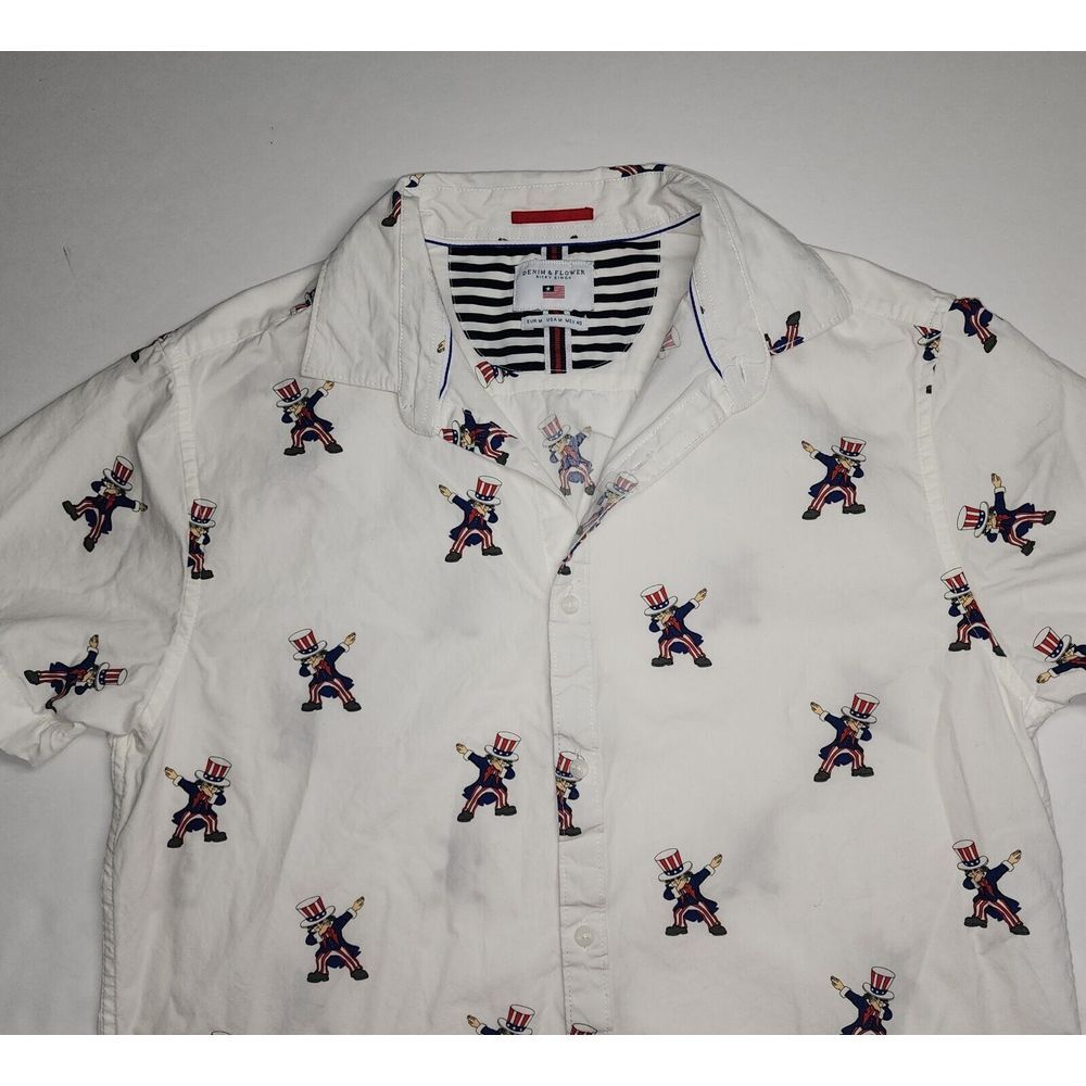 DENIM AND FLOWER JULY 4TH PRINT SHORT SLEEVE‎ BUTTON DOWN SIZE M